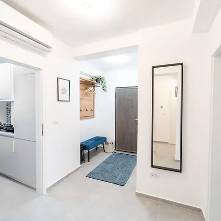 Victoriei Plaza * Timisoara