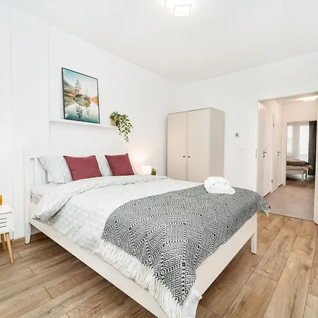 Victoriei Plaza Timişoara